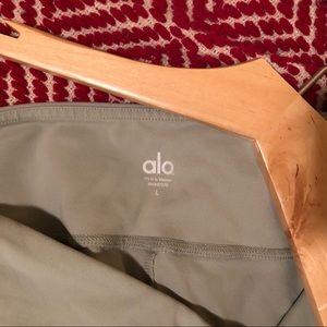 ALO Yoga Pants